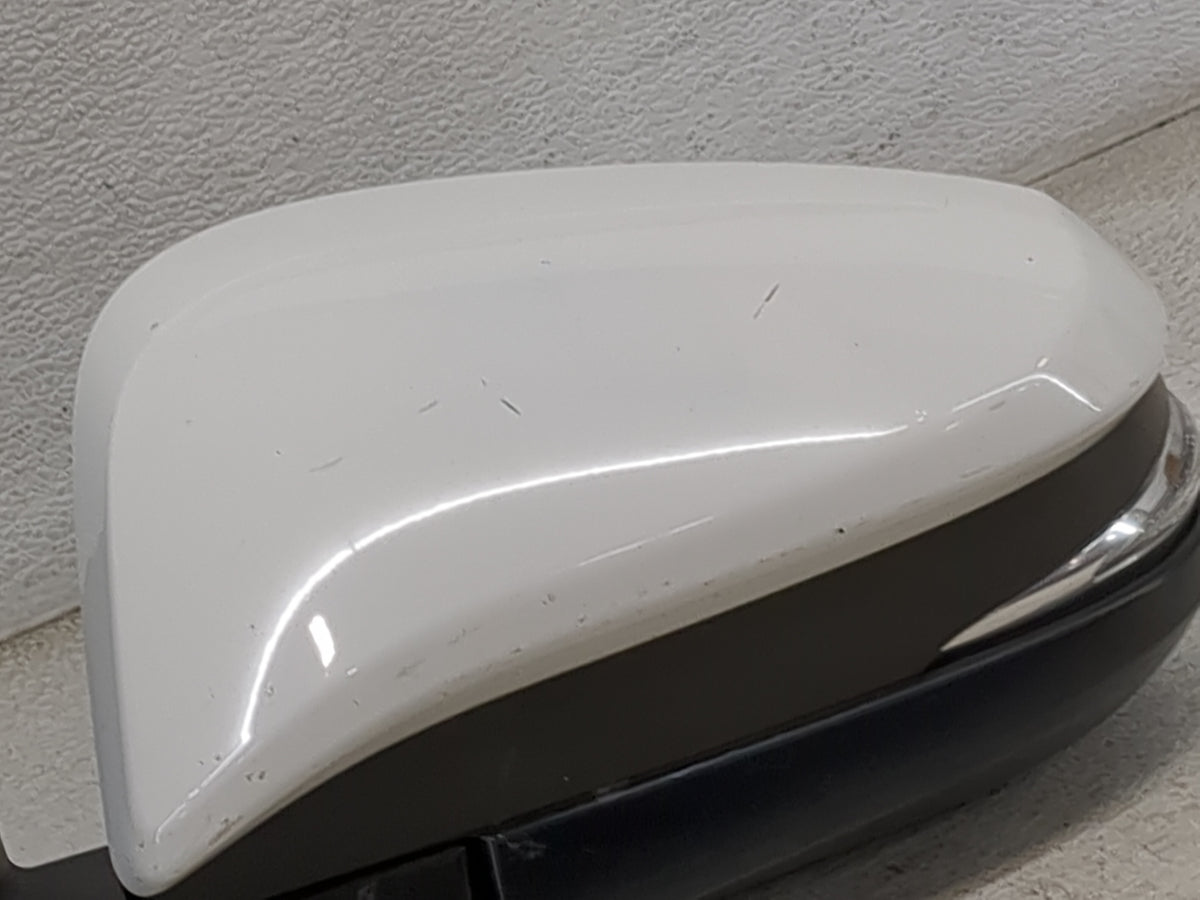2017 Toyota Rav4 Driver Side View Mirror - Left Door Mirror OEM Used - Oemusedautoparts1.com