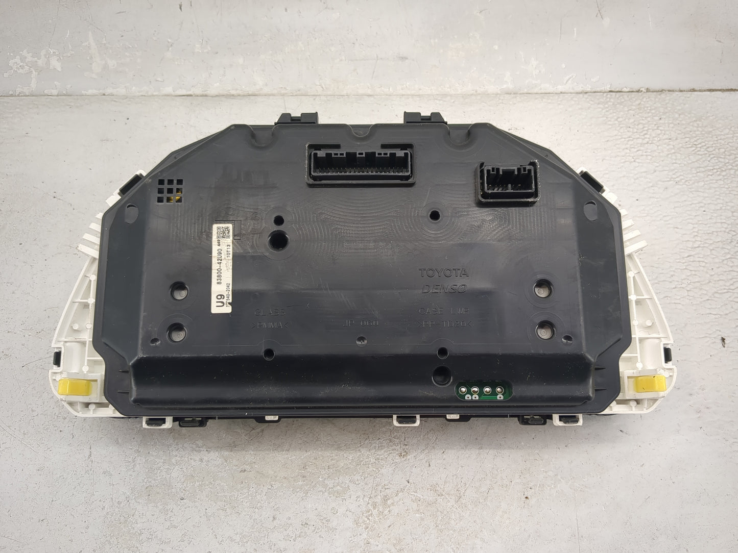 2017-2018 Toyota Rav4 Instrument Cluster Speedometer Gauges P/N:83800-42U90 Miles:98K Fits Fits 2017 2018 OEM Used Auto Part