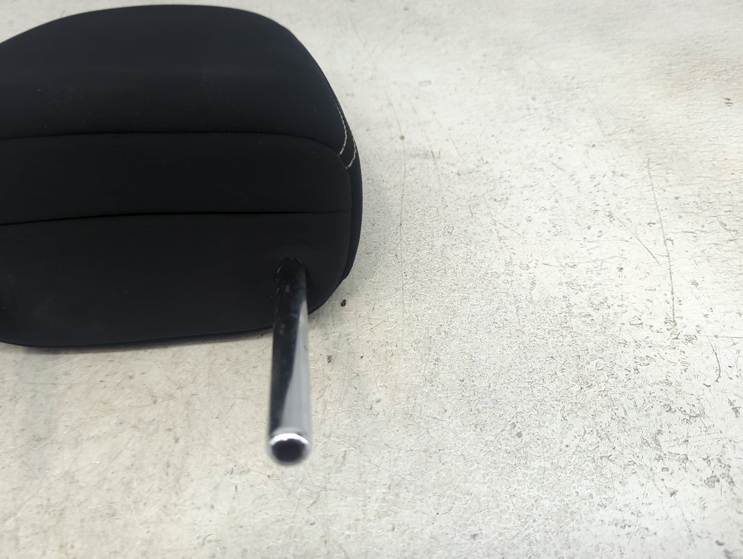 2017 Toyota Rav4 Headrest Head Rest Front Driver Passenger Seat Fits OEM Used Auto Parts - Oemusedautoparts1.com