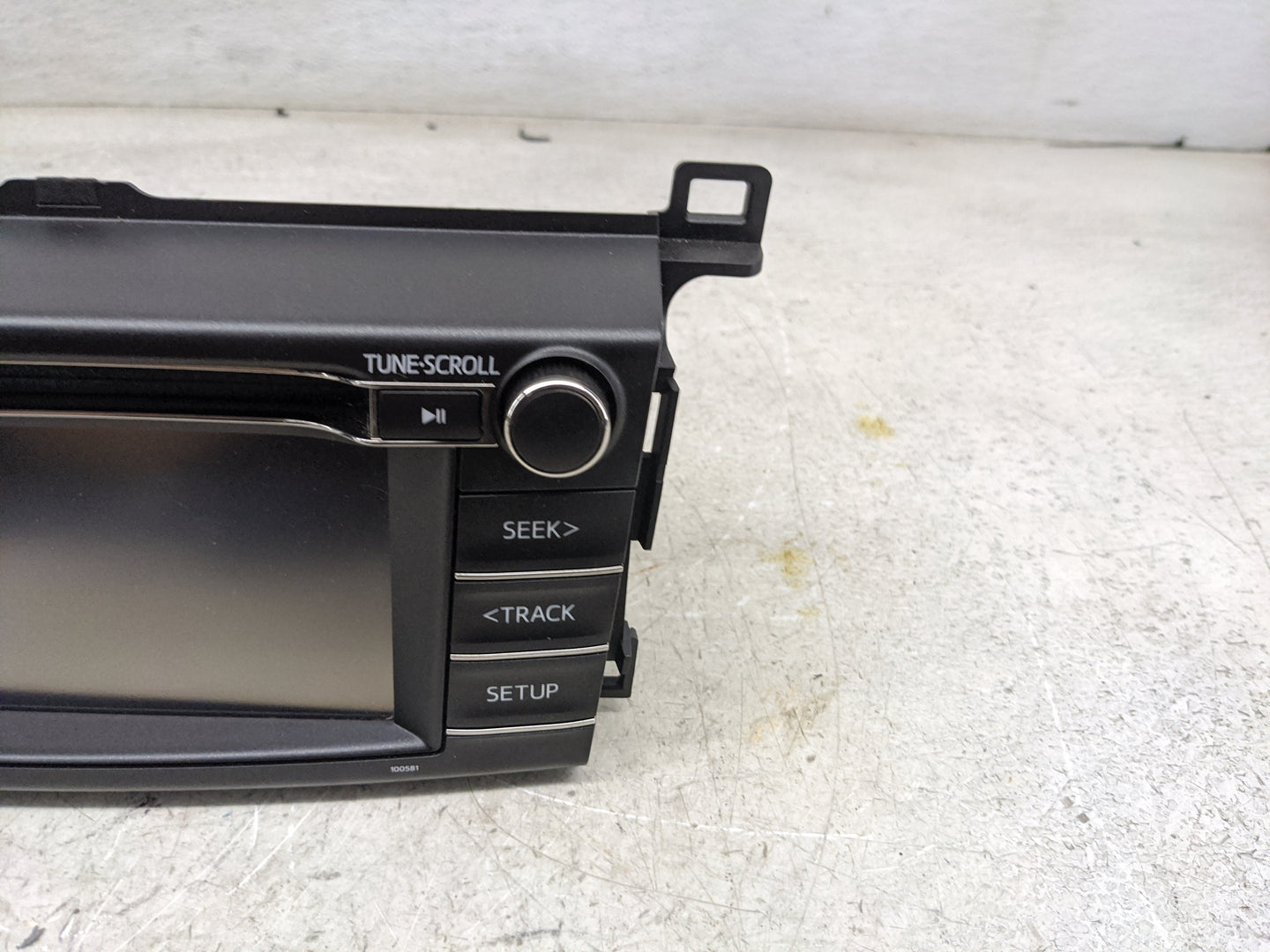 2016-2018 Toyota Rav4 Radio AM FM Cd Player Receiver Replacement P/N:86140-0R170 138000-9850C101, FT0049A Fits Fits 2016 201