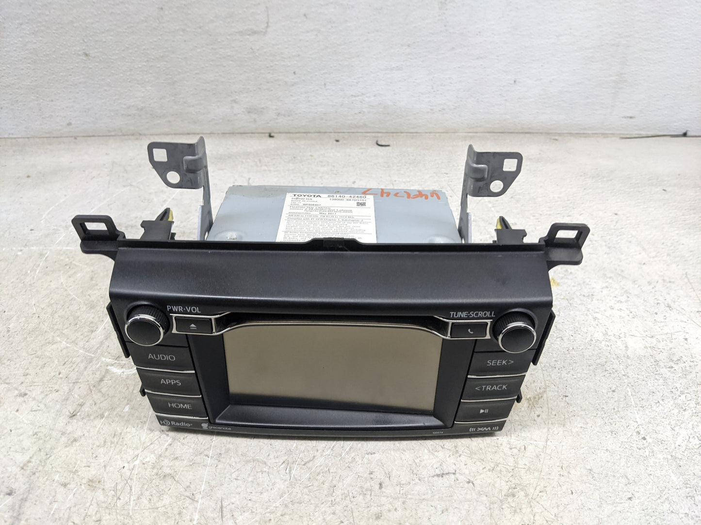 2016-2018 Toyota Rav4 Radio AM FM Cd Player Receiver Replacement P/N:86140-42460 138000-9870G101 Fits Fits 2016 2017 2018 OE