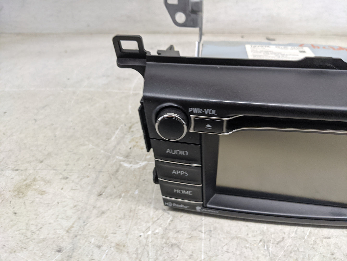2016-2018 Toyota Rav4 Radio AM FM Cd Player Receiver Replacement P/N:86140-42460 138000-9870G101 Fits Fits 2016 2017 2018 OE