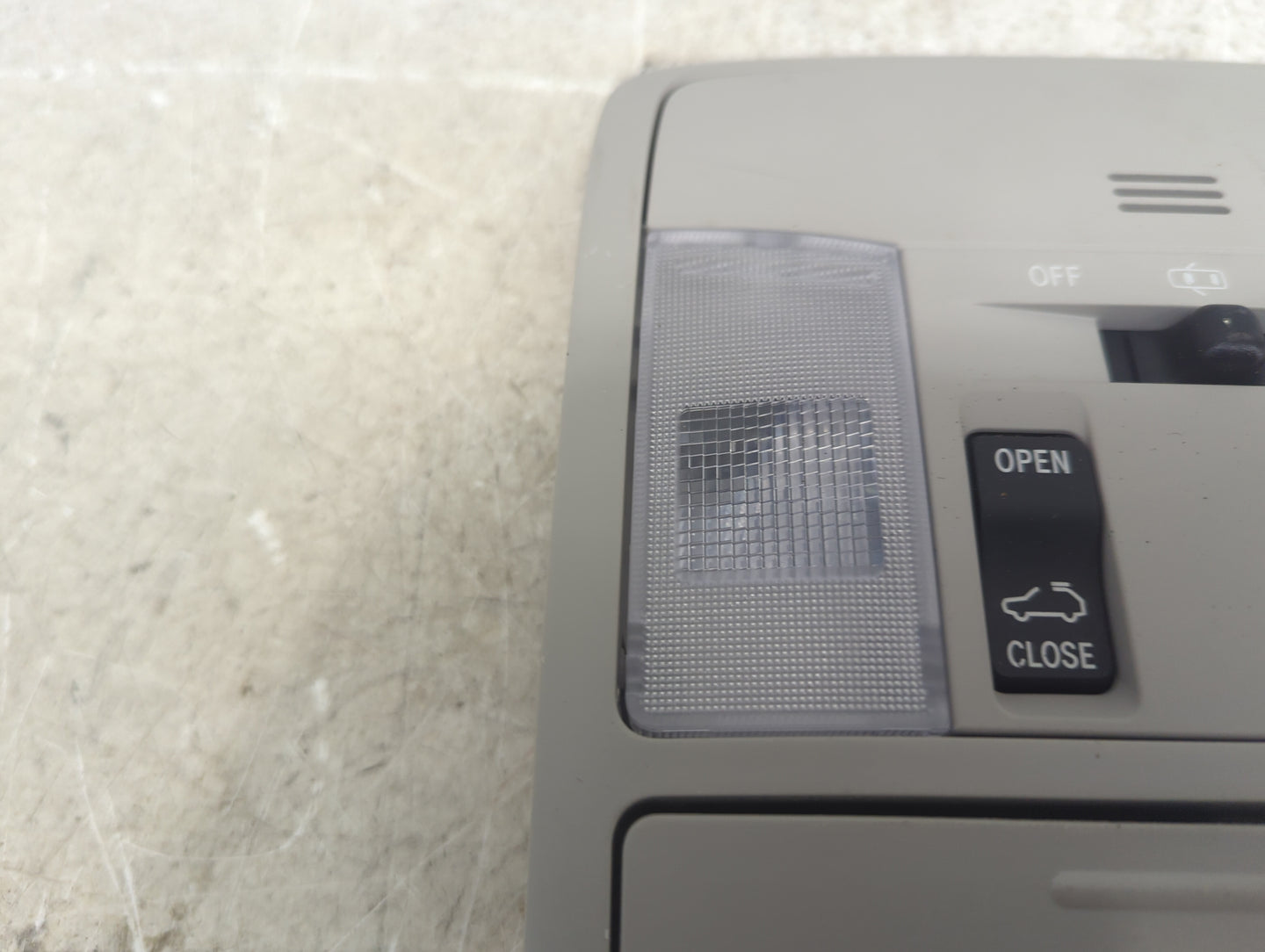 2016-2018 Toyota Rav4 Overhead Console W/rear Climate Control Gray 1482727 - Oemusedautoparts1.com