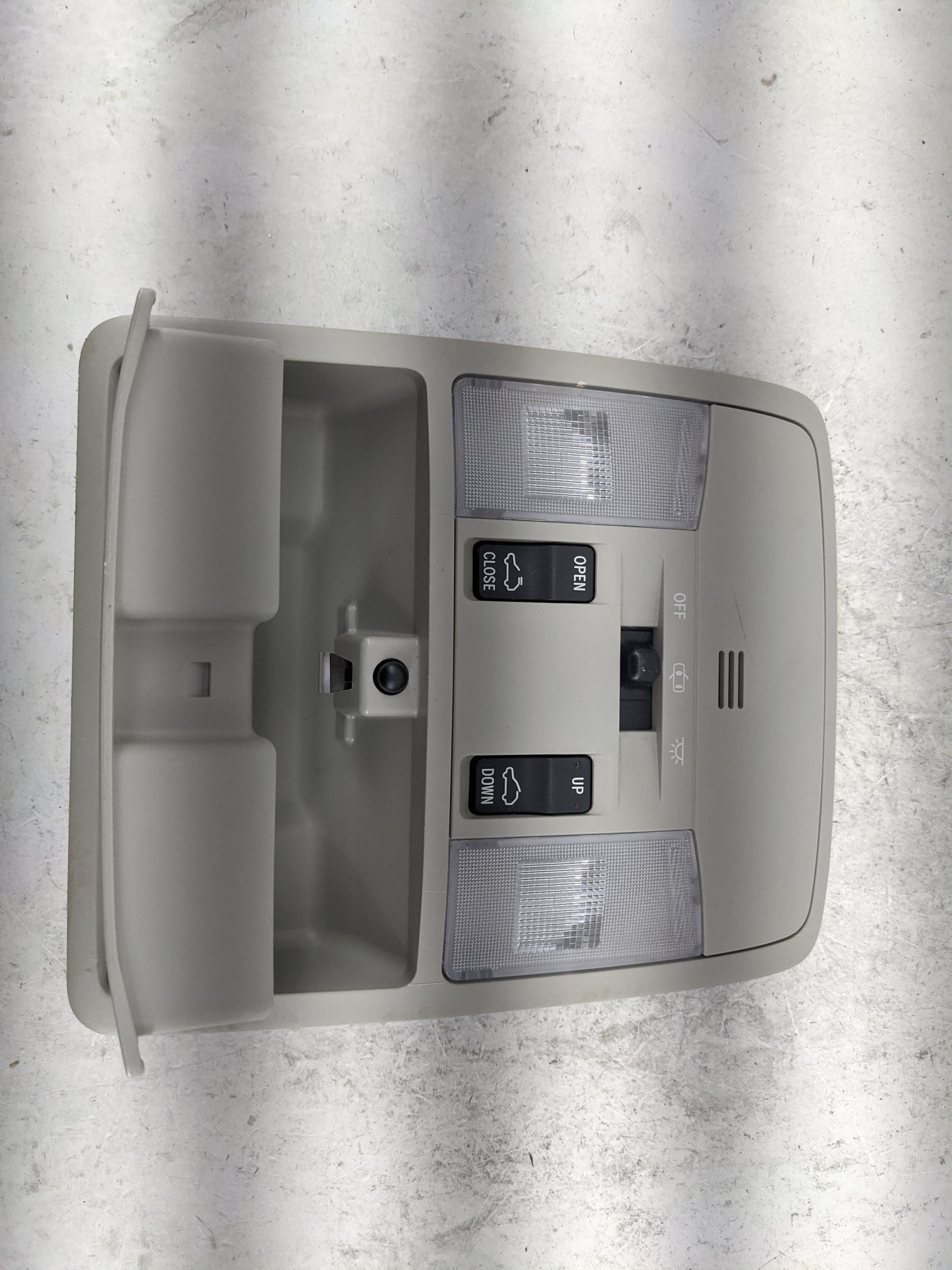 2016-2018 Toyota Rav4 Overhead Console W/rear Climate Control Gray - Oemusedautoparts1.com