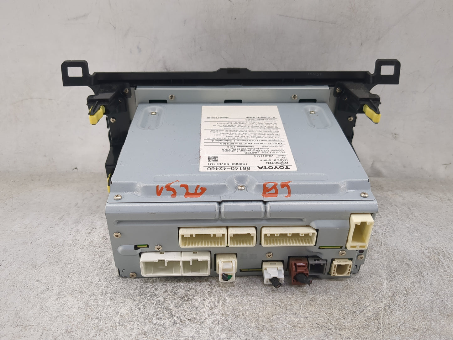 2016-2018 Toyota Rav4 Radio AM FM Cd Player Receiver Replacement P/N:86140-42460 138000-9870F101 Fits Fits 2016 2017 2018 OE