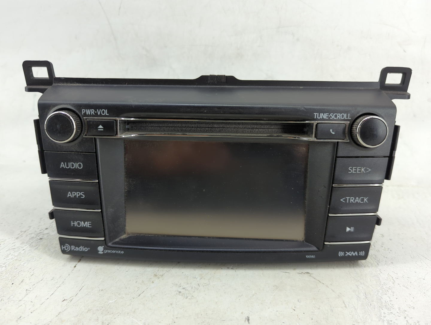 2016-2018 Toyota Rav4 Radio AM FM Cd Player Receiver Replacement P/N:100573 100582 Fits Fits 2016 2017 2018 OEM Used Auto Pa