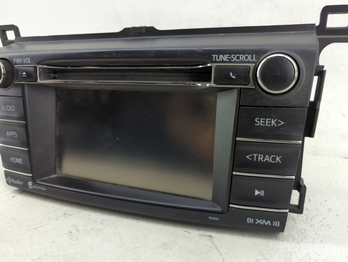 2016-2018 Toyota Rav4 Radio AM FM Cd Player Receiver Replacement P/N:100573 100582 Fits Fits 2016 2017 2018 OEM Used Auto Pa