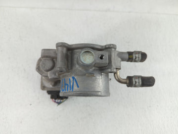 2009-2018 Toyota Rav4 Throttle Body P/N:22030-36010 22030-0V010 Fits Fits 2009 2010 2011 2012 2013 2014 2015 2016 2017 2018 OEM Used Auto Parts