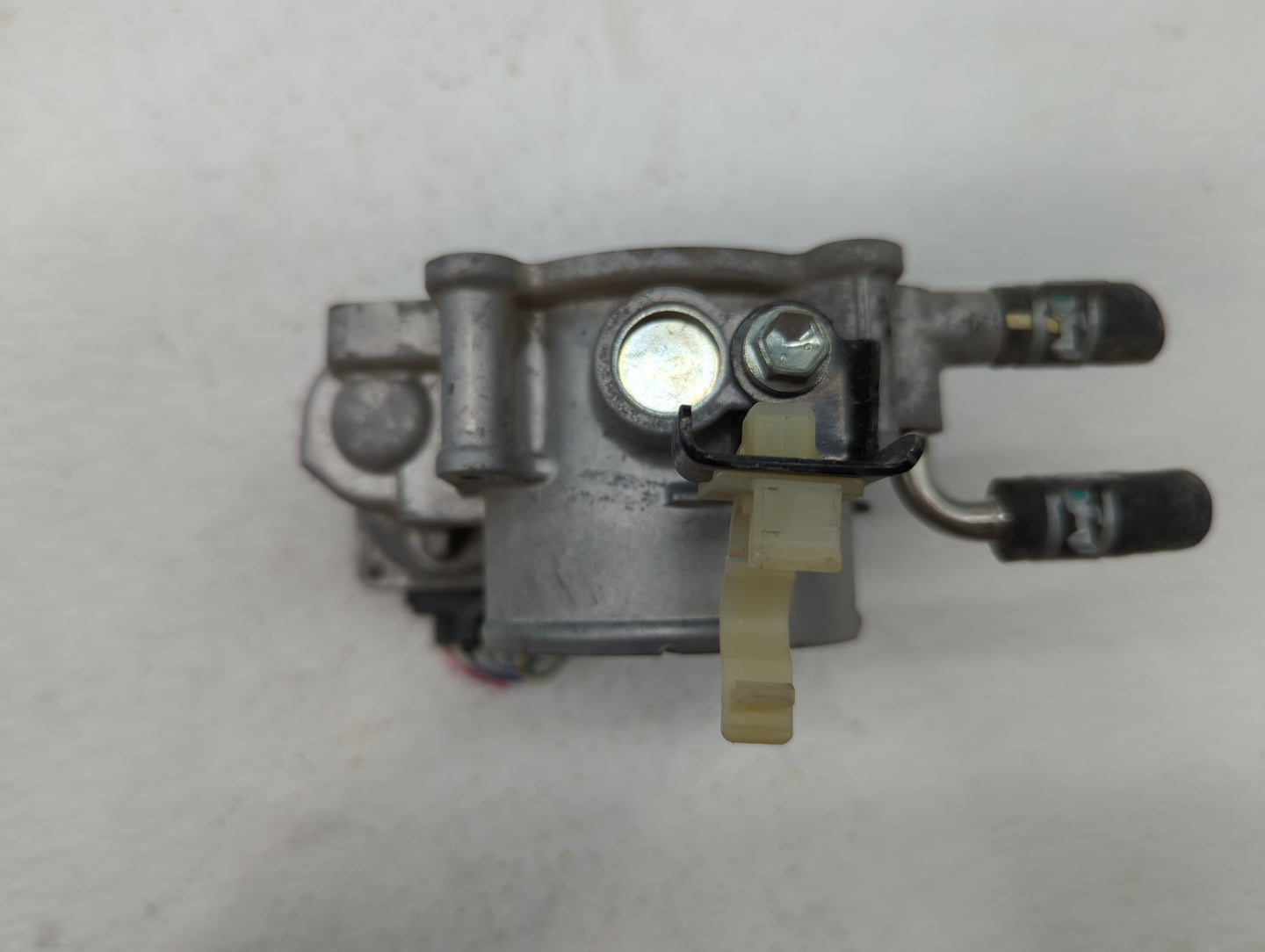2009-2018 Toyota Rav4 Throttle Body P/N:22030-36010 22030-0V010 Fits Fits 2009 2010 2011 2012 2013 2014 2015 2016 2017 2018 