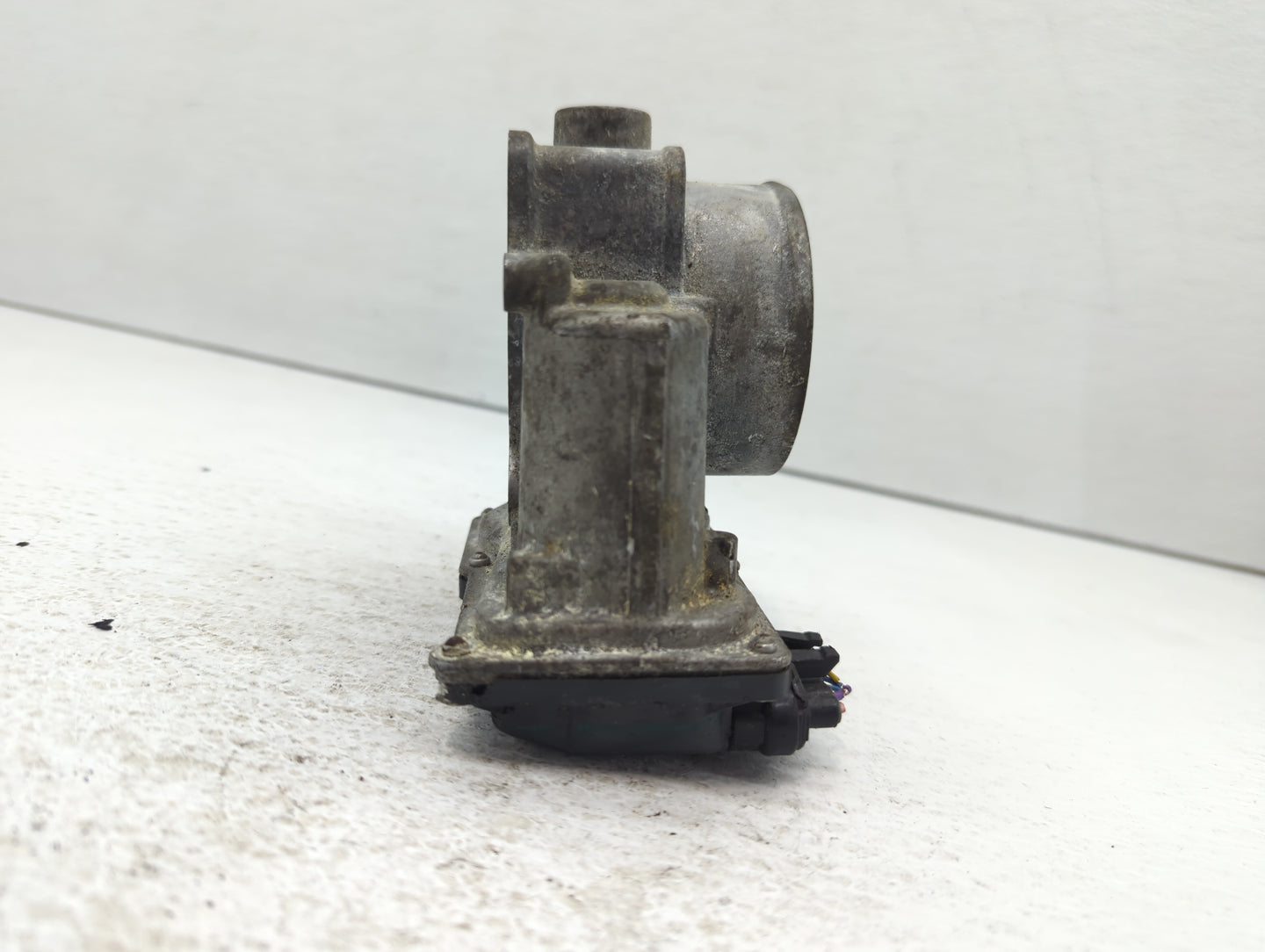 2009-2018 Toyota Rav4 Throttle Body P/N:22030-0V010 Fits Fits 2009 2010 2011 2012 2013 2014 2015 2016 2017 2018 2019 OEM Use