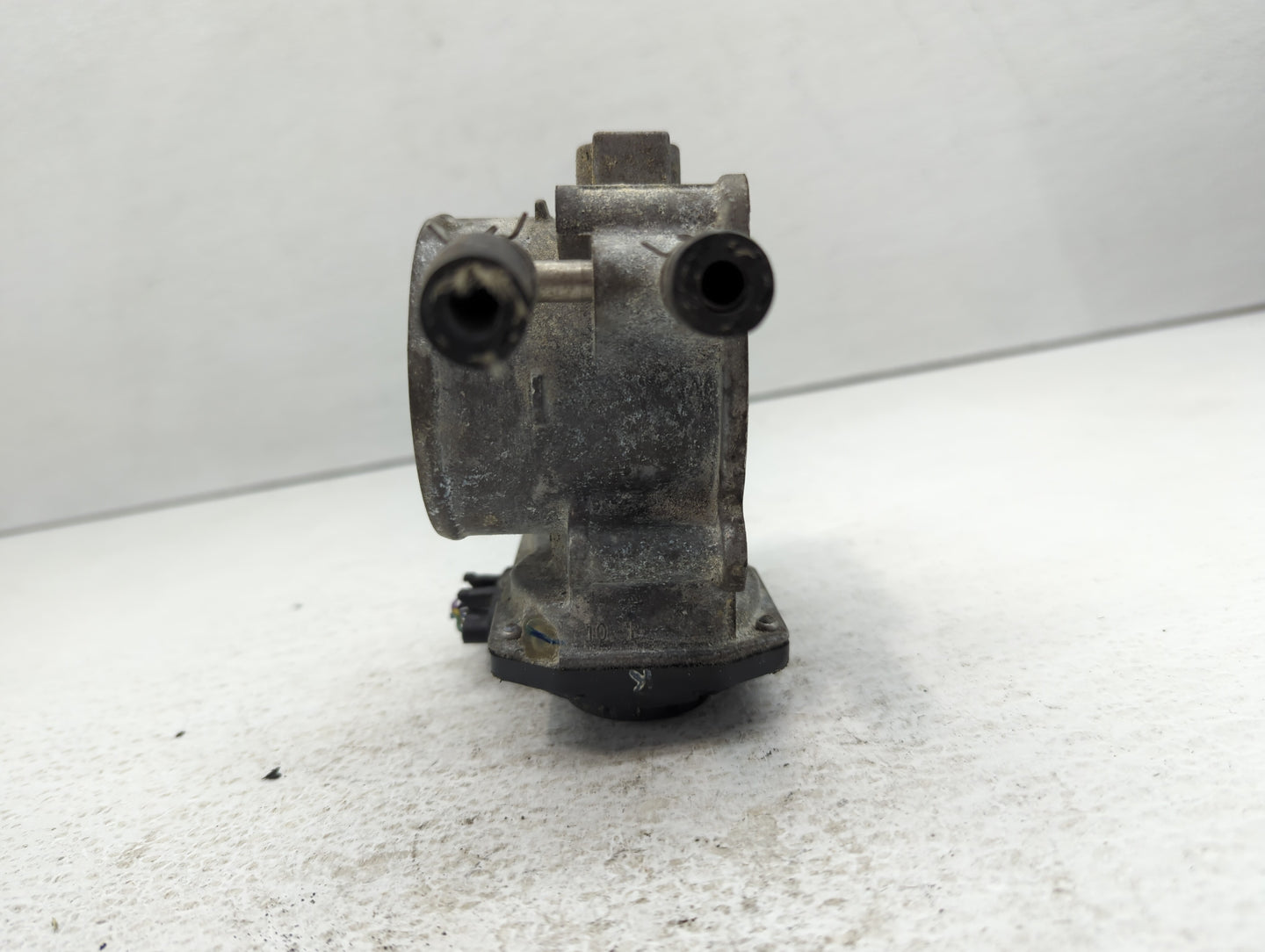 2009-2018 Toyota Rav4 Throttle Body P/N:22030-0V010 Fits Fits 2009 2010 2011 2012 2013 2014 2015 2016 2017 2018 2019 OEM Use