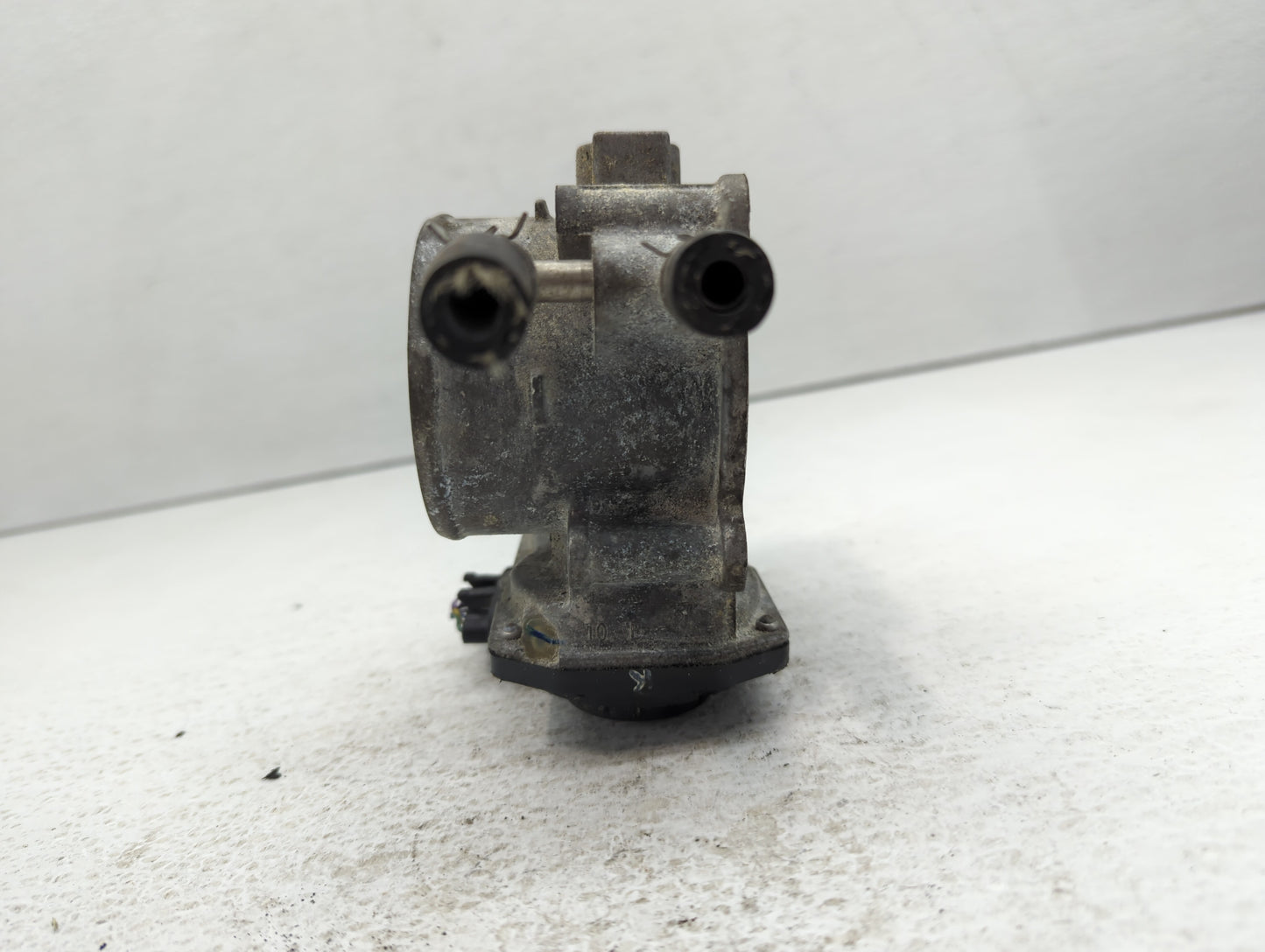 2009-2018 Toyota Rav4 Throttle Body P/N:22030-0V010 Fits Fits 2009 2010 2011 2012 2013 2014 2015 2016 2017 2018 2019 OEM Use