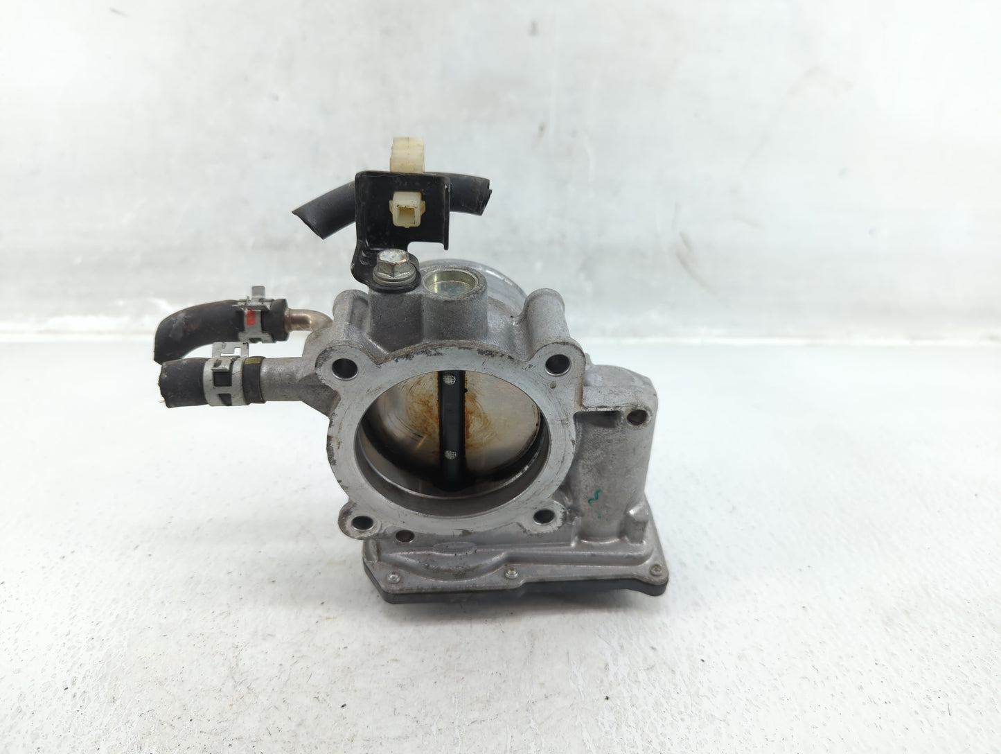 2009-2018 Toyota Rav4 Throttle Body P/N:22030-0V010 Fits Fits 2009 2010 2011 2012 2013 2014 2015 2016 2017 2018 2019 OEM Use