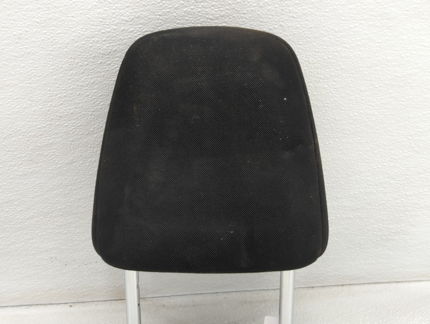 2017 Toyota Rav4 Headrest Head Rest Front Driver Passenger Seat Black - Oemusedautoparts1.com