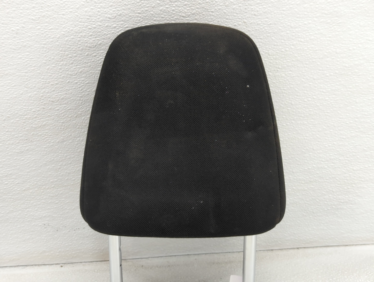 2017 Toyota Rav4 Headrest Head Rest Front Driver Passenger Seat Black - Oemusedautoparts1.com