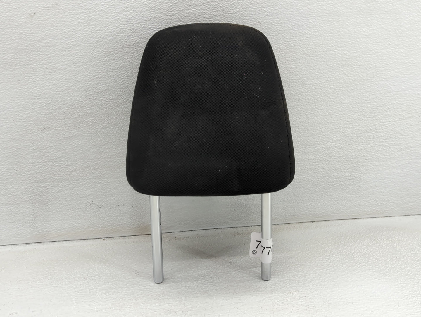 2017 Toyota Rav4 Headrest Head Rest Front Driver Passenger Seat Black - Oemusedautoparts1.com