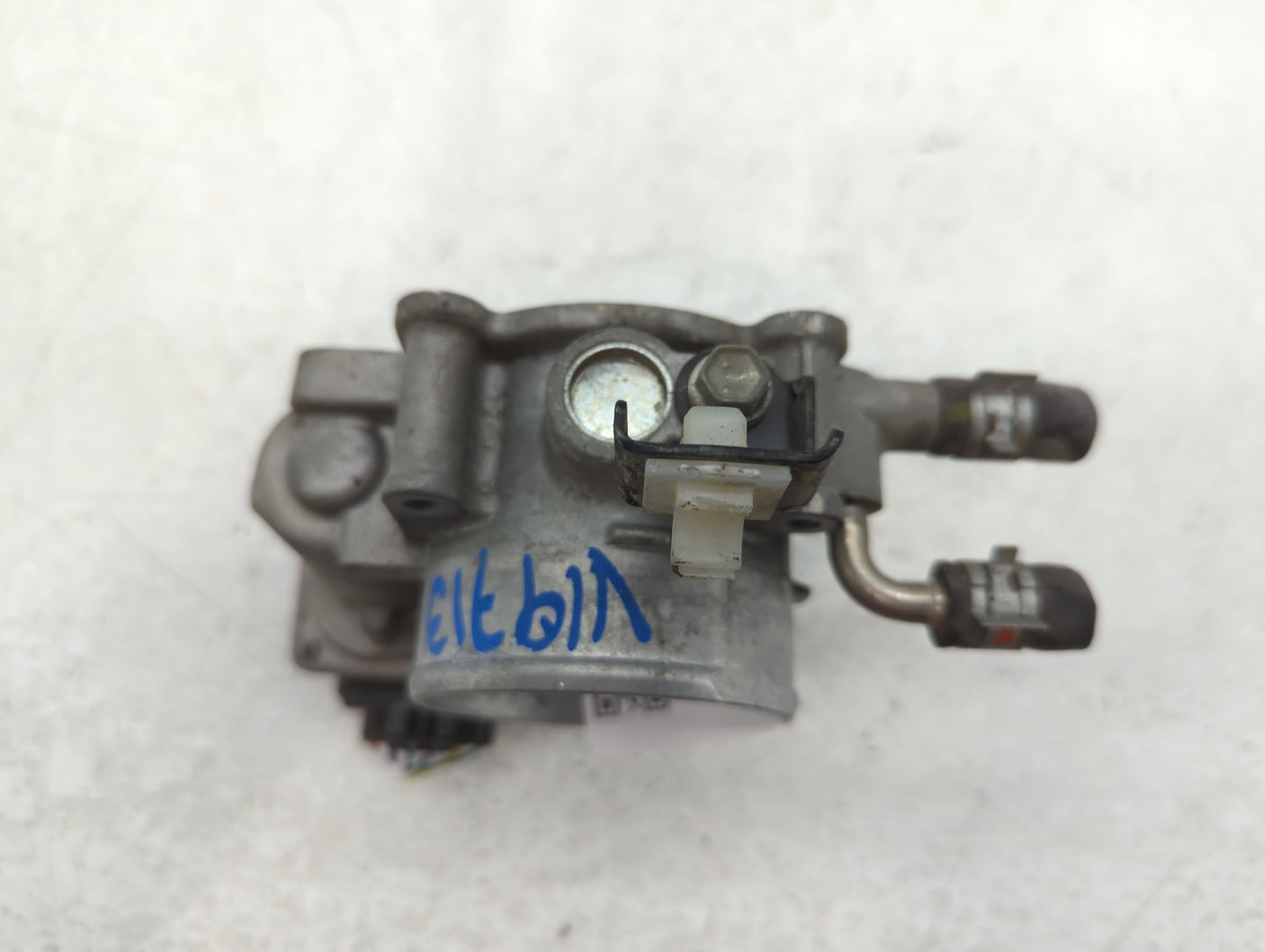 2009-2018 Toyota Rav4 Throttle Body P/N:22030-0V010 Fits Fits 2009 2010 2011 2012 2013 2014 2015 2016 2017 2018 2019 OEM Use