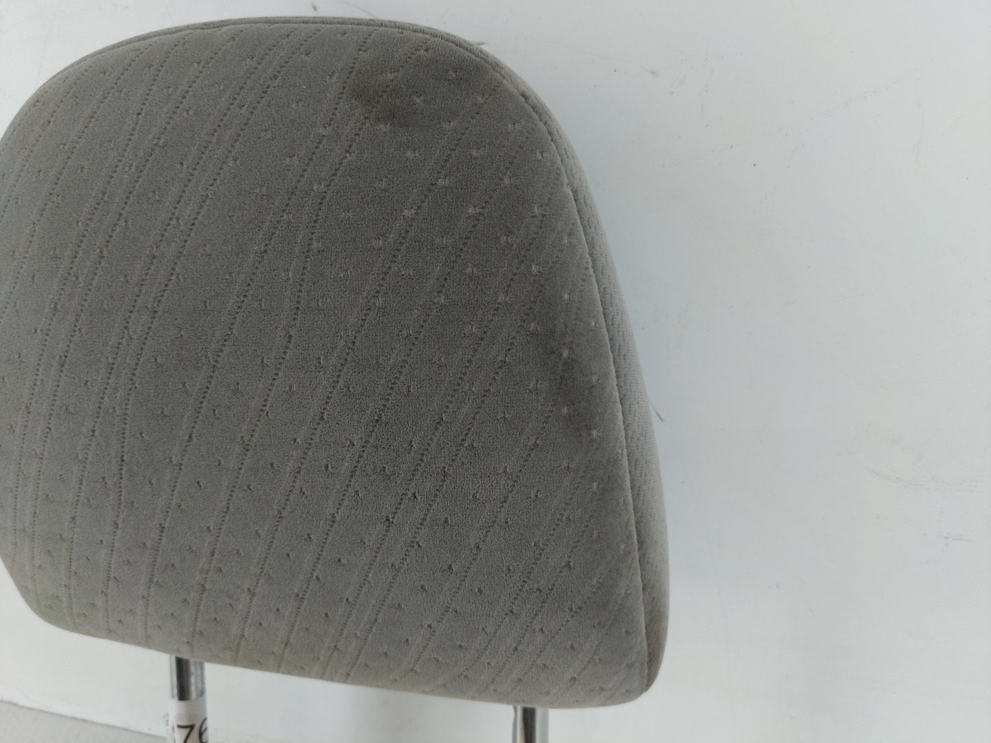 2012-2020 Toyota Sienna Headrest Head Rest Front Driver Passenger Seat - Oemusedautoparts1.com