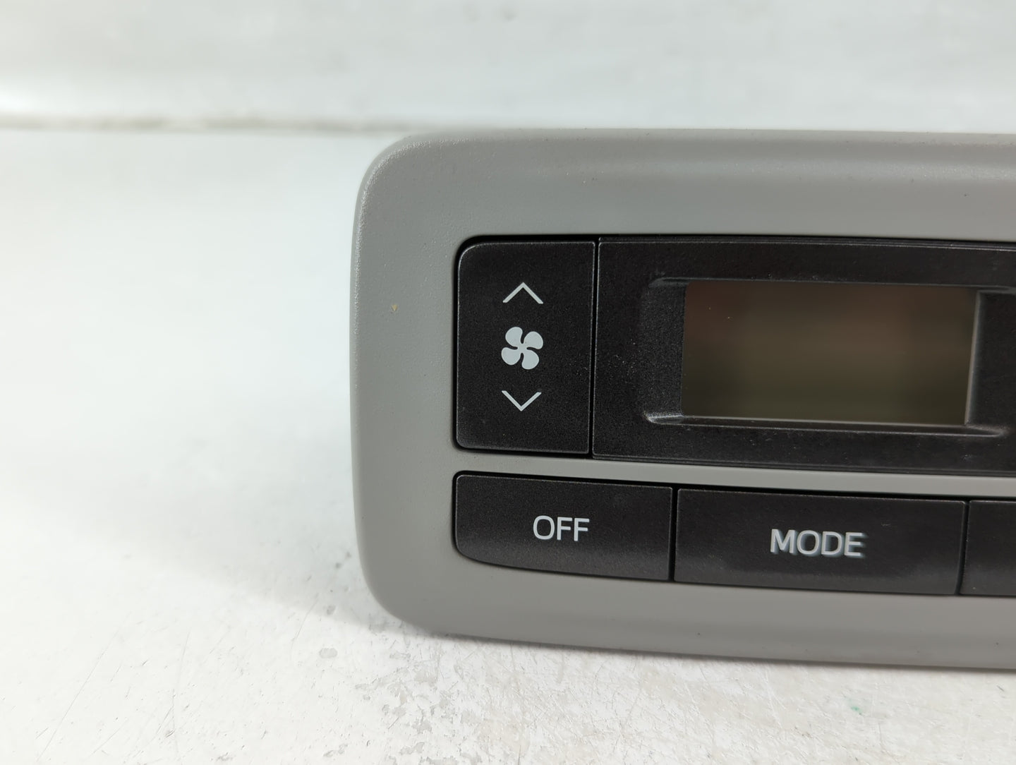 2015-2020 Toyota Sienna Climate Control Module Temperature AC/Heater Replacement P/N:75D875 Fits OEM Used Auto Parts - Oemus
