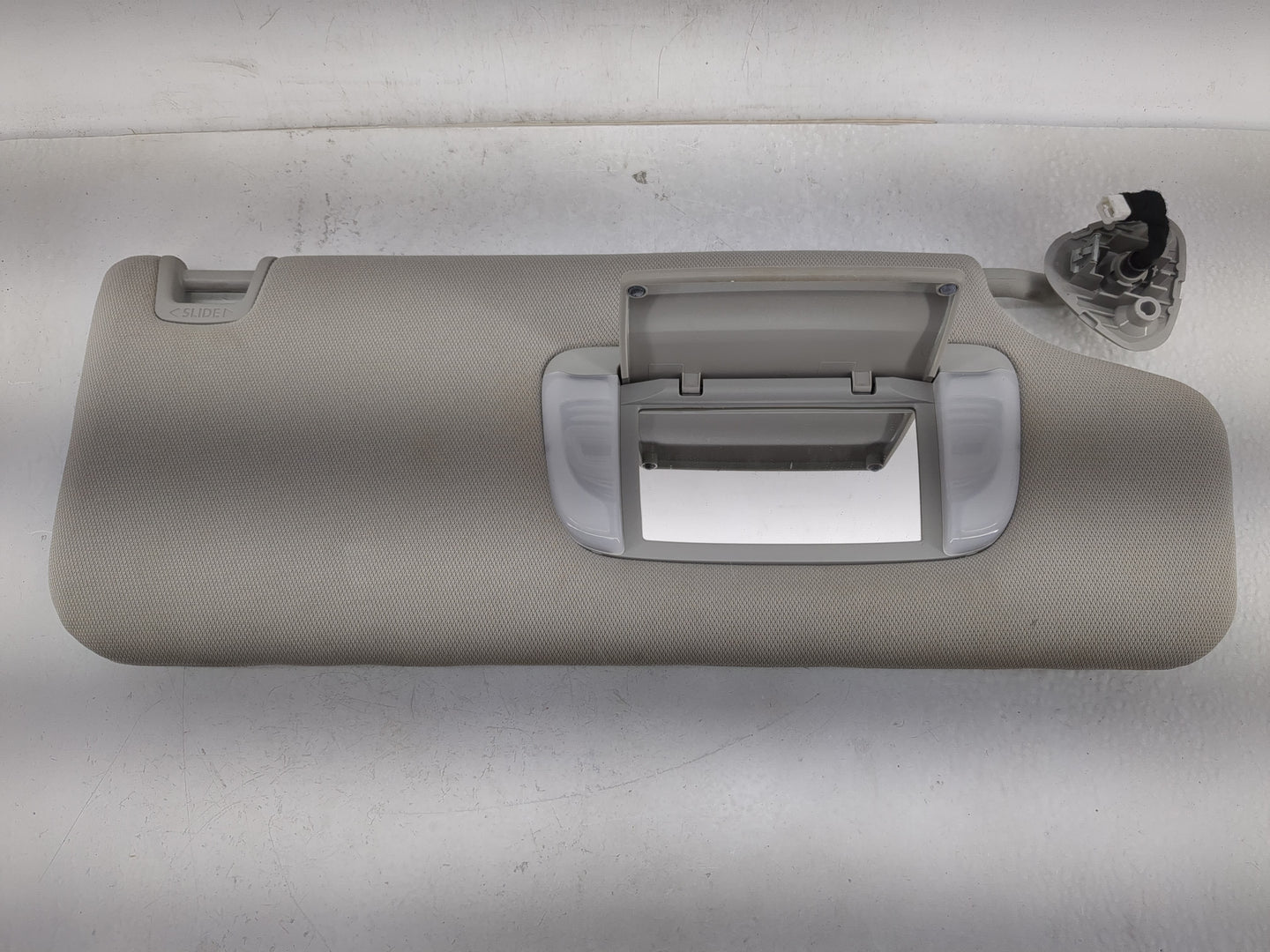 2015-2020 Toyota Sienna Sun Visor Shade Replacement Passenger Right Mirror Fits Fits 2015 2016 2017 2018 2019 2020 OEM Used 