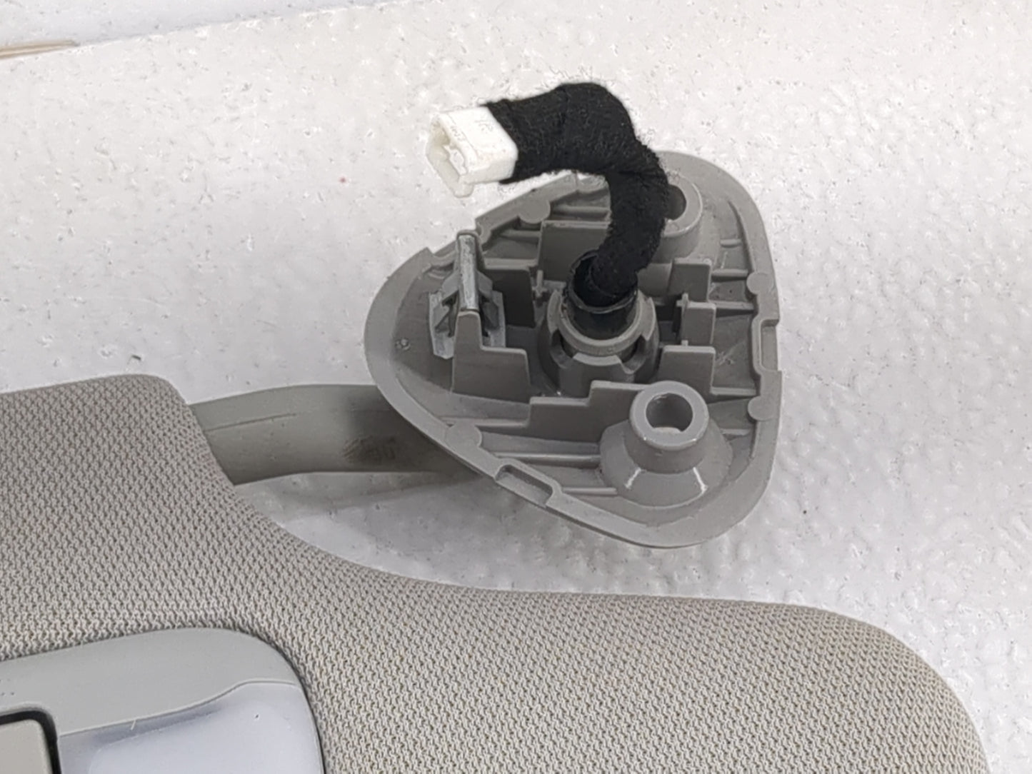 2015-2020 Toyota Sienna Sun Visor Shade Replacement Passenger Right Mirror Fits Fits 2015 2016 2017 2018 2019 2020 OEM Used 