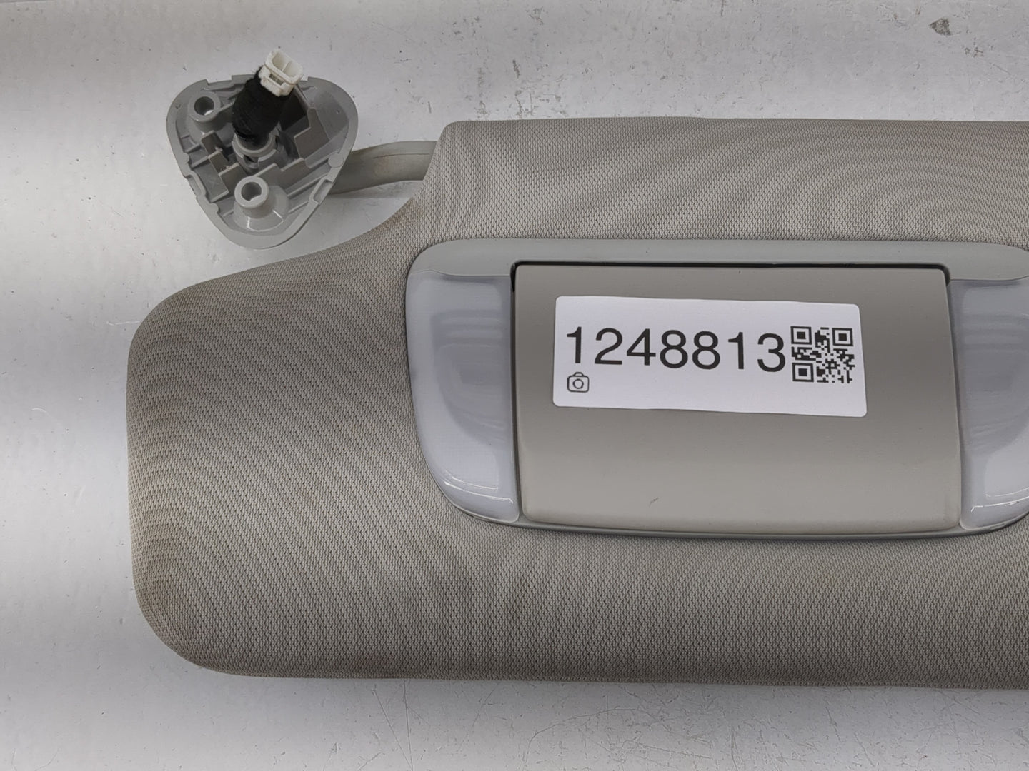 2015-2020 Toyota Sienna Sun Visor Shade Replacement Driver Left Mirror Fits Fits 2015 2016 2017 2018 2019 2020 OEM Used Auto