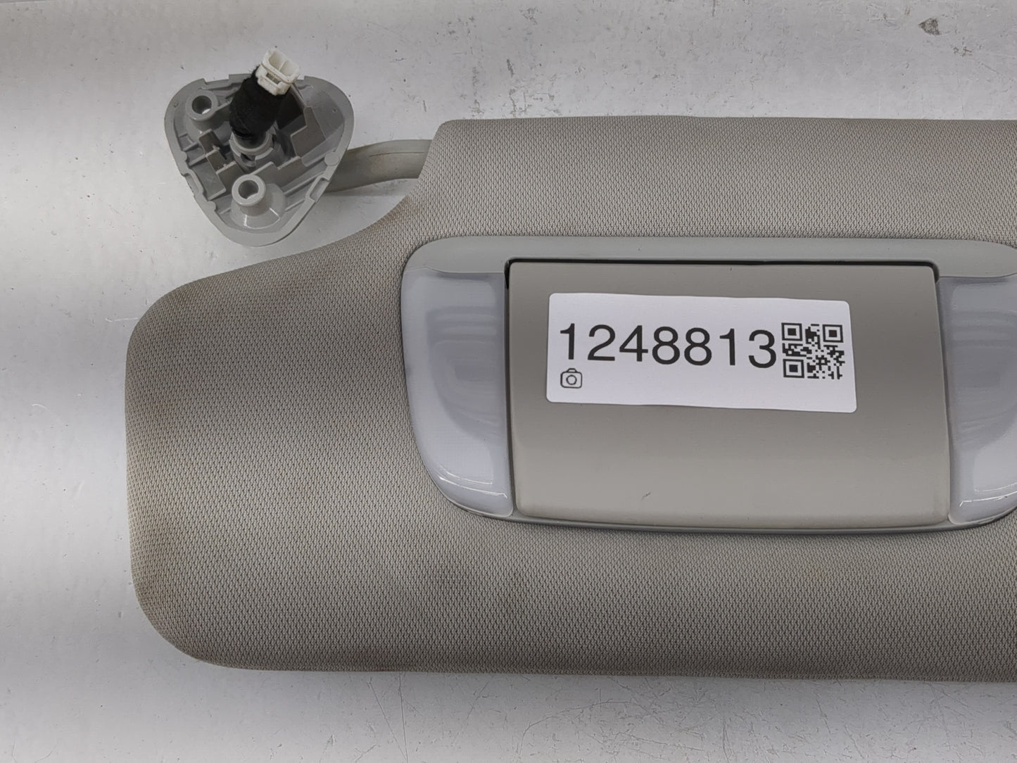 2015-2020 Toyota Sienna Sun Visor Shade Replacement Driver Left Mirror Fits Fits 2015 2016 2017 2018 2019 2020 OEM Used Auto