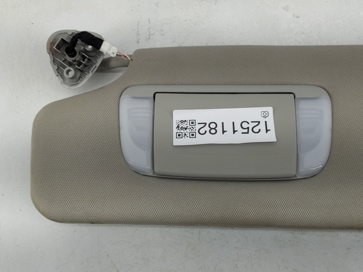 2015-2020 Toyota Sienna Sun Visor Shade Replacement Driver Left Mirror Fits Fits 2015 2016 2017 2018 2019 2020 OEM Used Auto