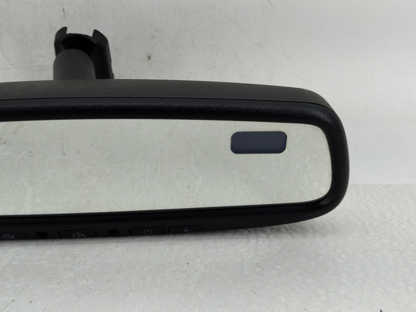 2015-2017 Toyota Sienna Interior Rear View Mirror Replacement OEM P/N:E11026378 Fits Fits 2015 2016 2017 OEM Used Auto Parts
