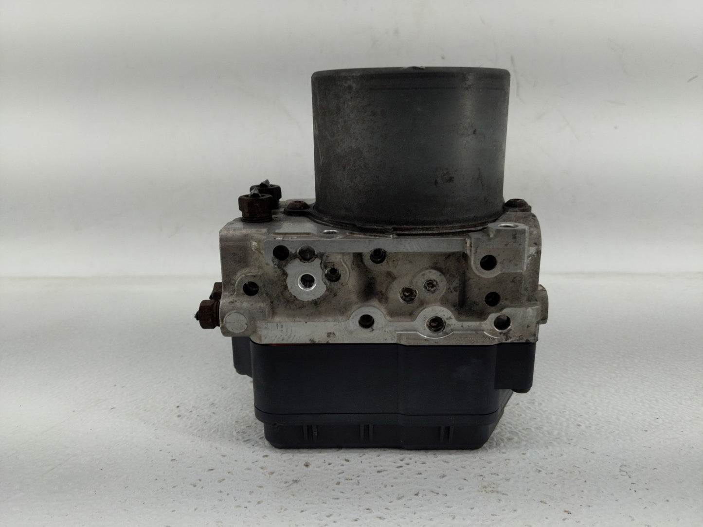 2017 Toyota Sienna ABS Pump Control Module Replacement P/N:133000-5710 89541-08270, 44540-08270 Fits OEM Used Auto Parts - O