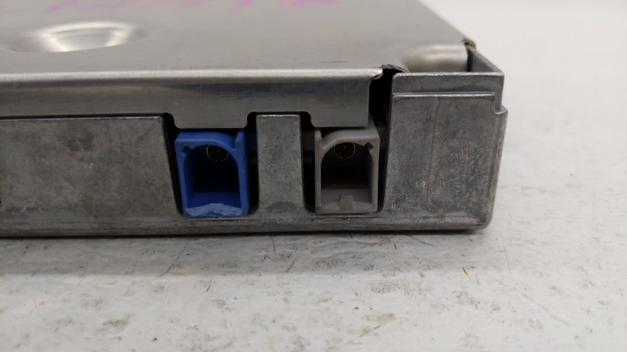 2015-2017 Toyota Sienna Am Fm Cd Player Radio Receiver Gray - Oemusedautoparts1.com