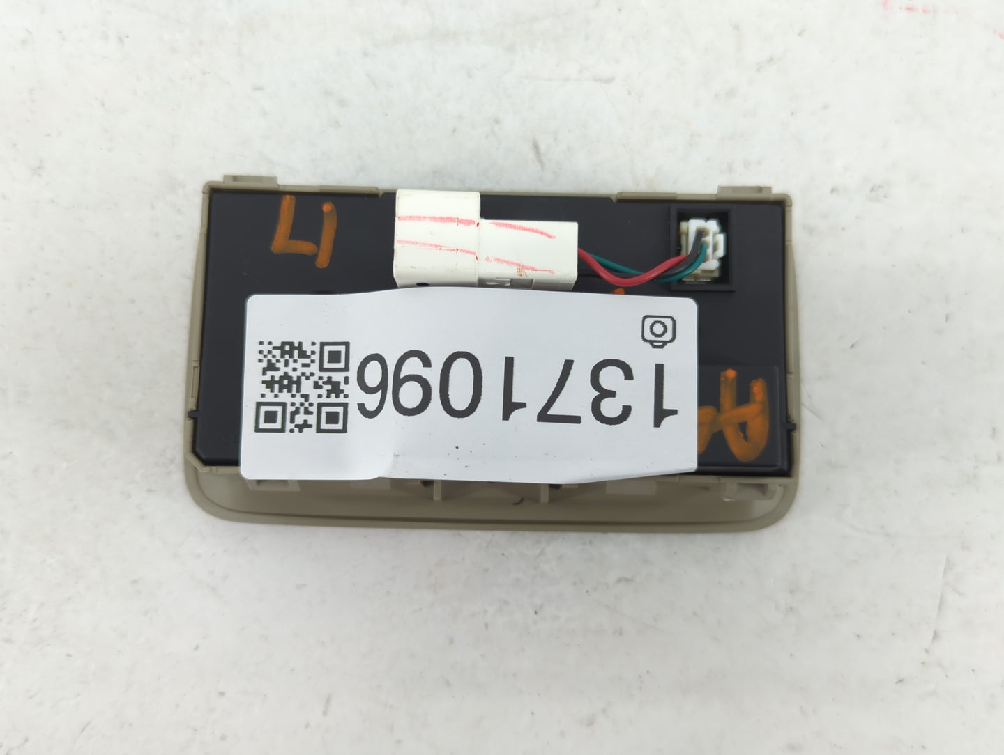 2015-2020 Toyota Sienna Climate Control Module Temperature AC/Heater Replacement P/N:75D875 Fits OEM Used Auto Parts - Oemus