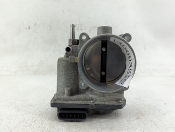 2017-2020 Toyota Sienna Throttle Body P/N:22030-0P060 Fits Fits 2016 2017 2018 2019 2020 2021 2022 OEM Used Auto Parts - Oem