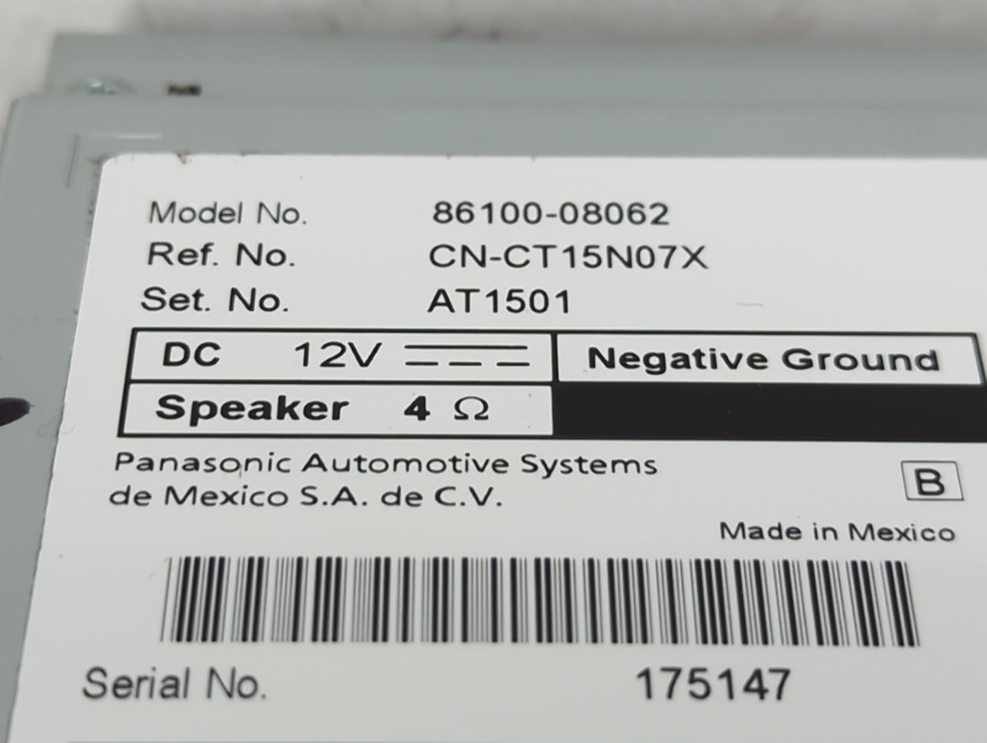 2016-2017 Toyota Sienna Radio AM FM Cd Player Receiver Replacement P/N:86100-08062 Fits Fits 2016 2017 OEM Used Auto Parts -