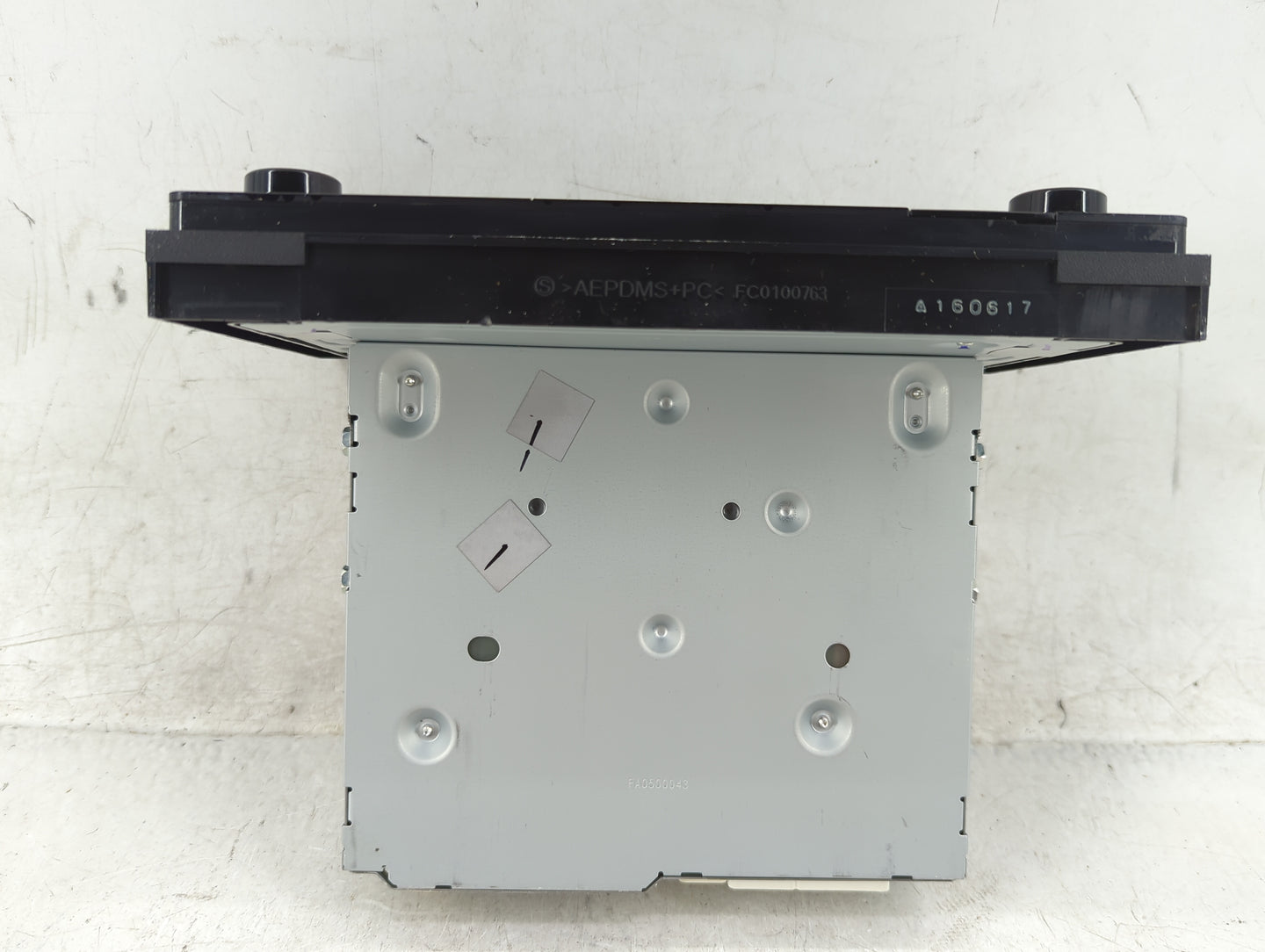 2016-2017 Toyota Sienna Radio AM FM Cd Player Receiver Replacement P/N:86100-08063 Fits Fits 2016 2017 OEM Used Auto Parts -