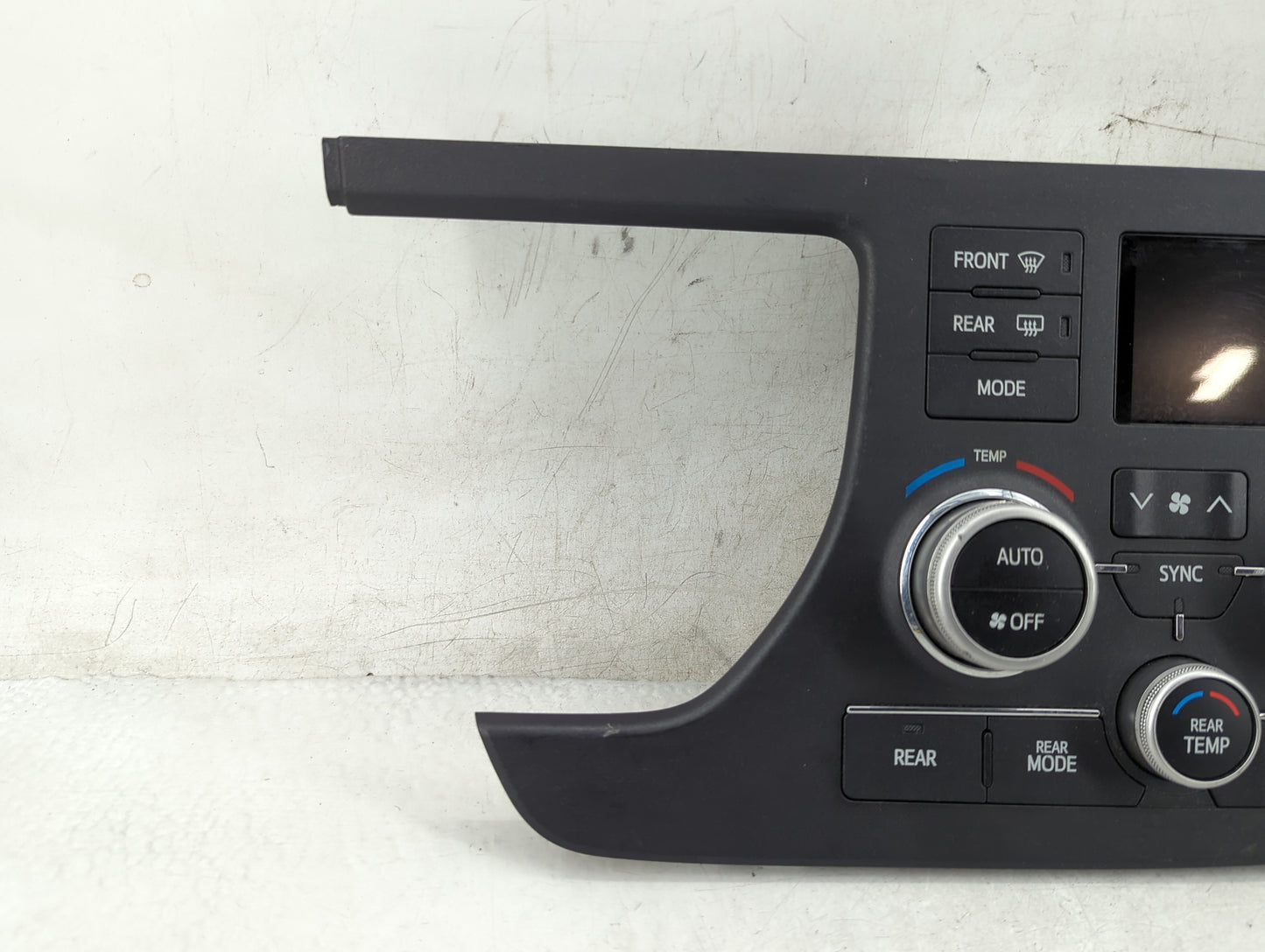 2015-2017 Toyota Sienna Climate Control Module Temperature AC/Heater Replacement P/N:55900-08200 MX237050-0345 Fits OEM Used