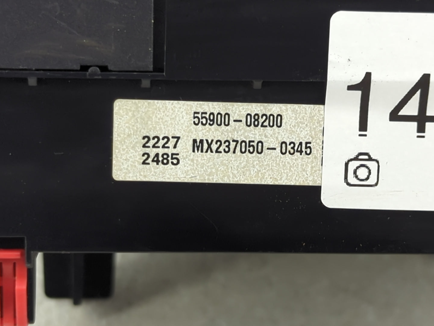 2015-2017 Toyota Sienna Climate Control Module Temperature AC/Heater Replacement P/N:55900-08200 MX237050-0345 Fits OEM Used