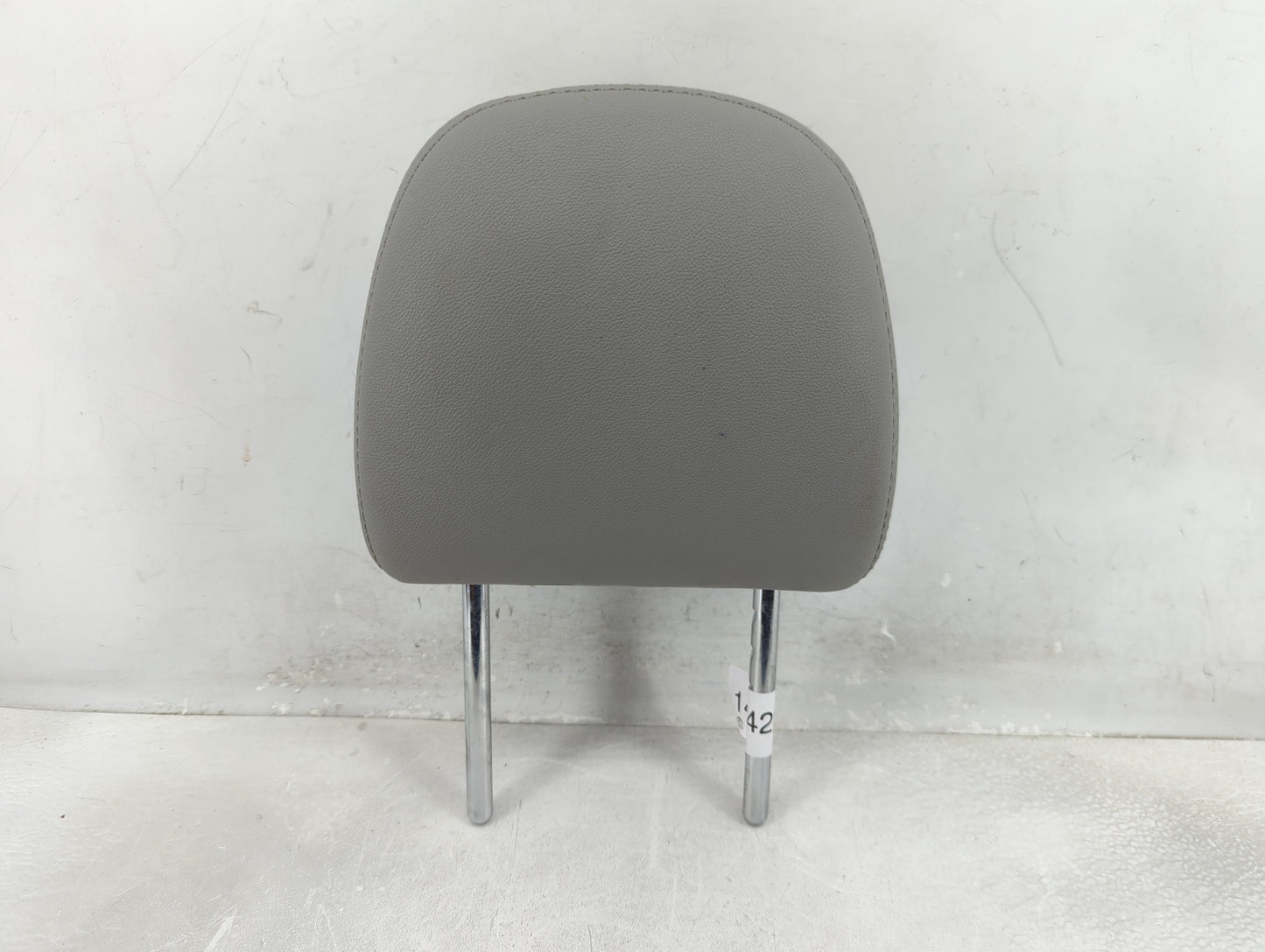 2017 Toyota Sienna Headrest Head Rest Front Driver Seat Gray - Oemusedautoparts1.com