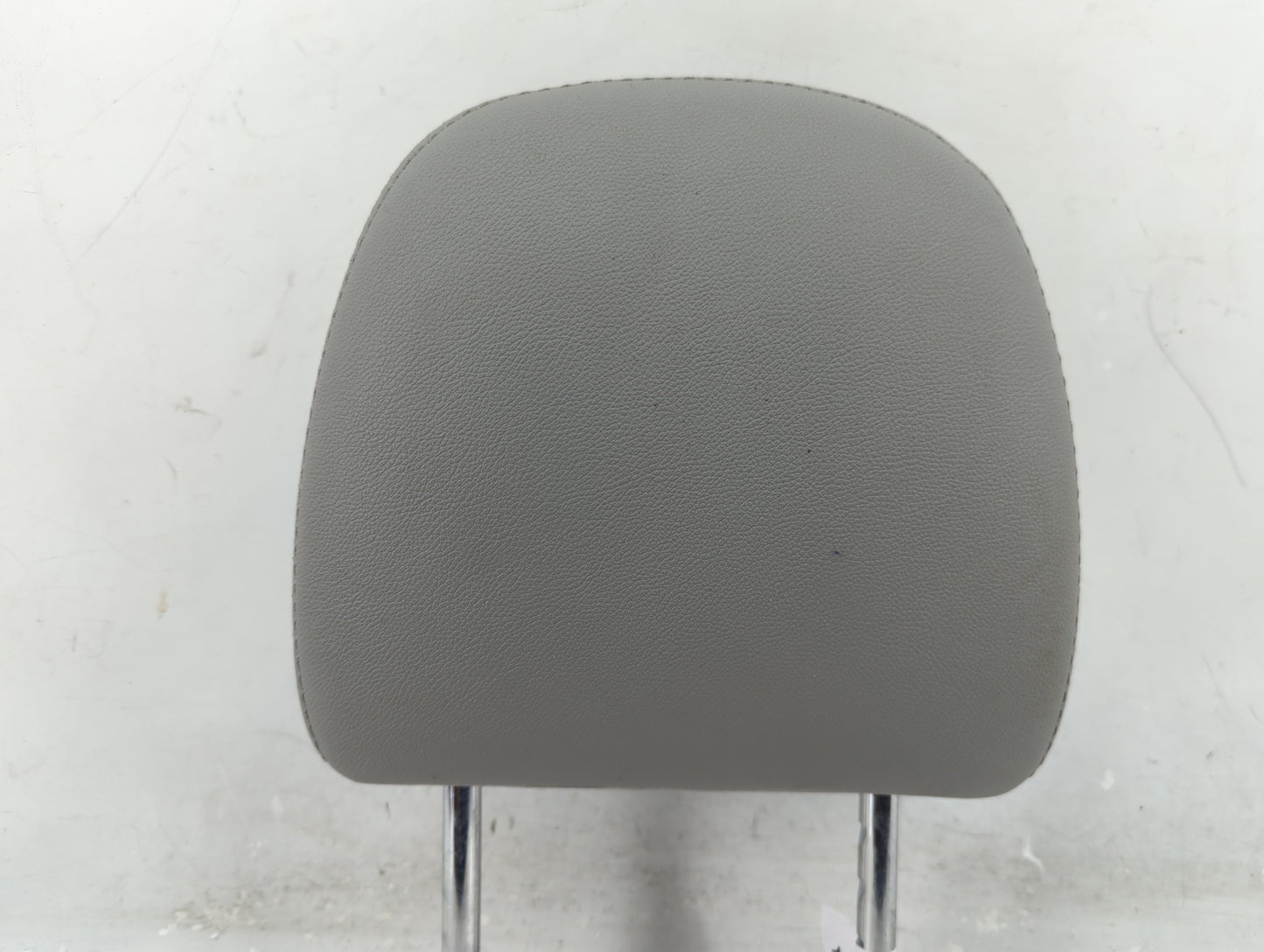 2017 Toyota Sienna Headrest Head Rest Front Driver Seat Gray - Oemusedautoparts1.com