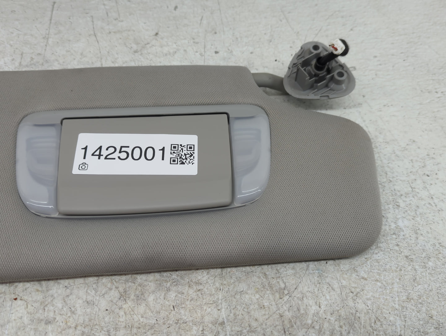 2015-2020 Toyota Sienna Sun Visor Shade Replacement Passenger Right Mirror Fits Fits 2015 2016 2017 2018 2019 2020 OEM Used 