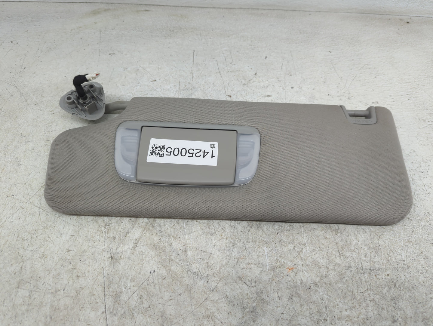 2015-2020 Toyota Sienna Sun Visor Shade Replacement Driver Left Mirror Fits Fits 2015 2016 2017 2018 2019 2020 OEM Used Auto
