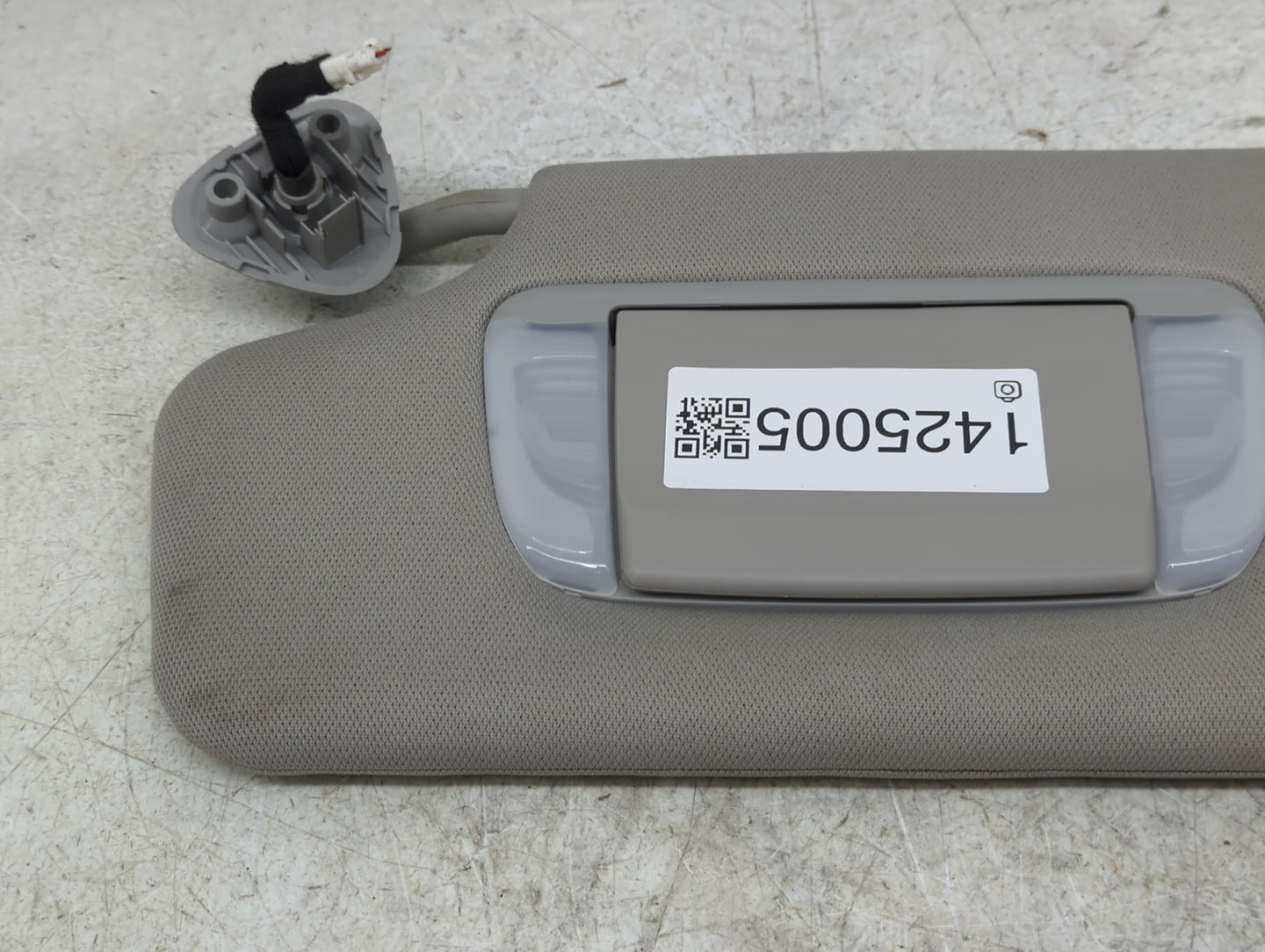 2015-2020 Toyota Sienna Sun Visor Shade Replacement Driver Left Mirror Fits Fits 2015 2016 2017 2018 2019 2020 OEM Used Auto