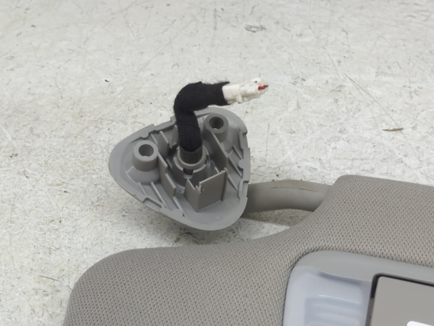 2015-2020 Toyota Sienna Sun Visor Shade Replacement Driver Left Mirror Fits Fits 2015 2016 2017 2018 2019 2020 OEM Used Auto