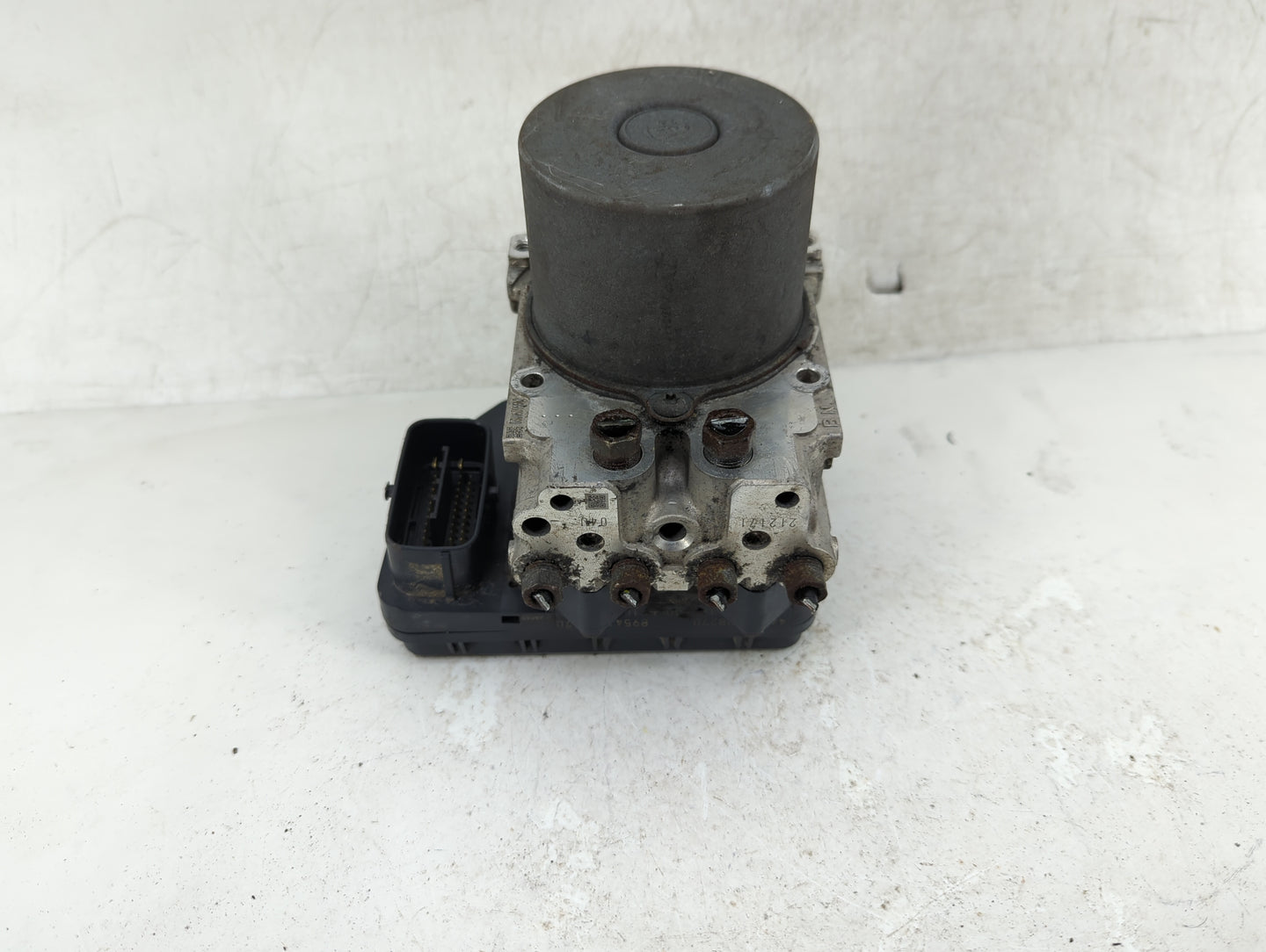 2017 Toyota Sienna ABS Pump Control Module Replacement P/N:44540-08270 89541-08270, 133000-5710 Fits OEM Used Auto Parts - O