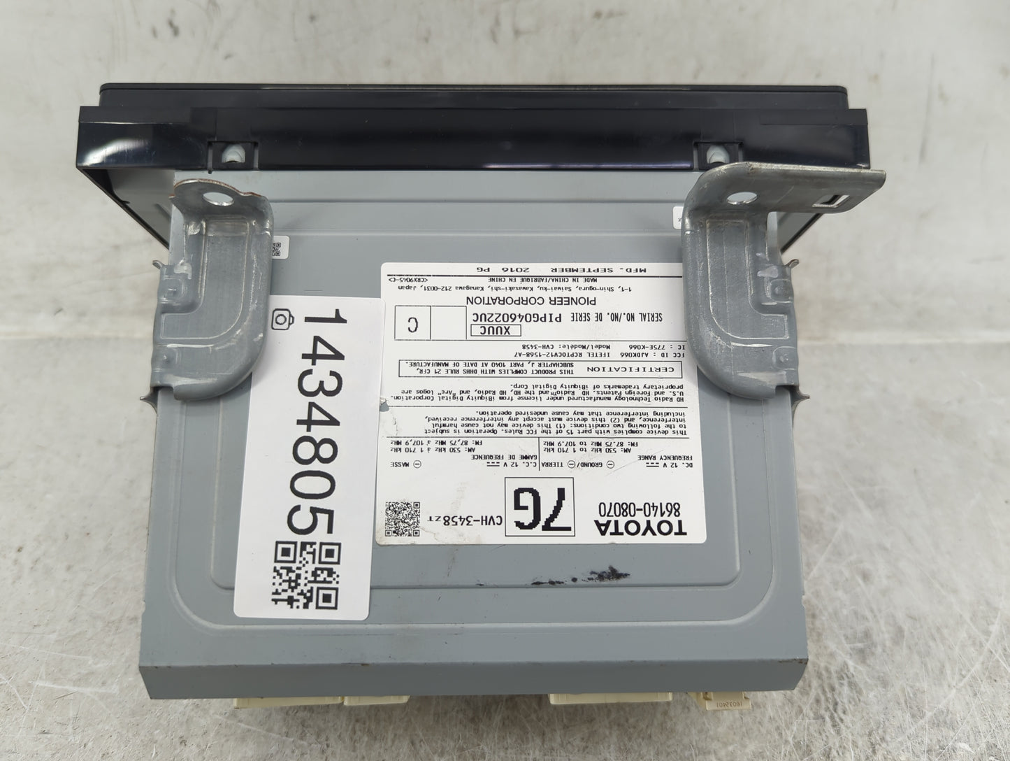 2016-2017 Toyota Sienna Radio AM FM Cd Player Receiver Replacement P/N:86140-08070 PIP6040Z2UC, CVH-3458 Fits Fits 2016 2017