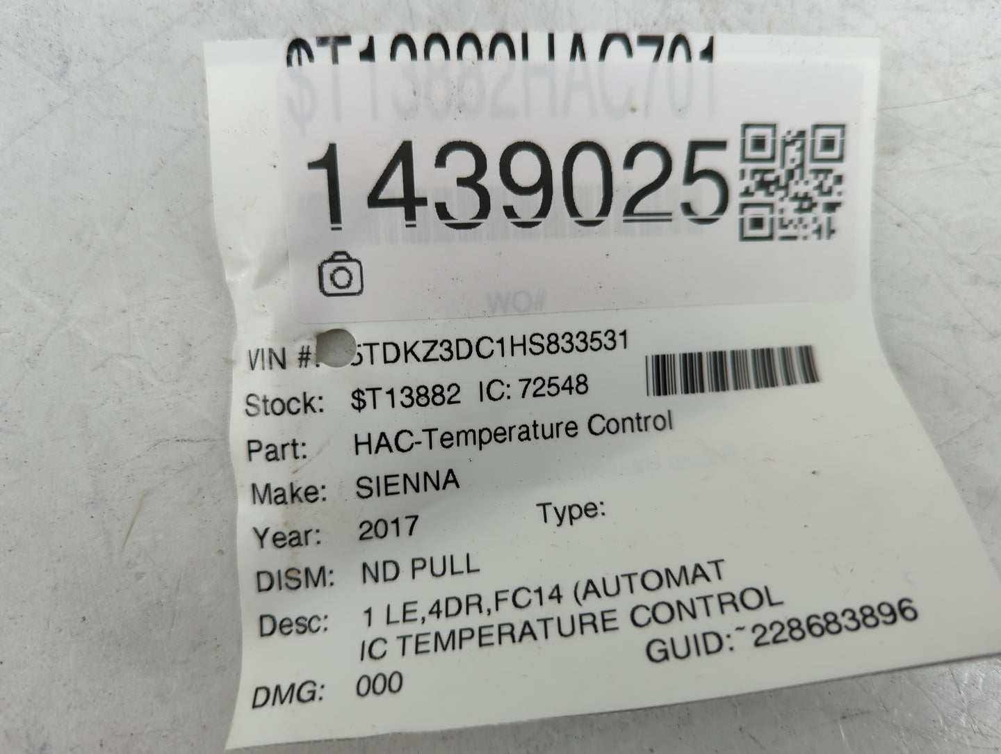 2015-2017 Toyota Sienna Climate Control Module Temperature AC/Heater Replacement Fits Fits 2015 2016 2017 OEM Used Auto Part