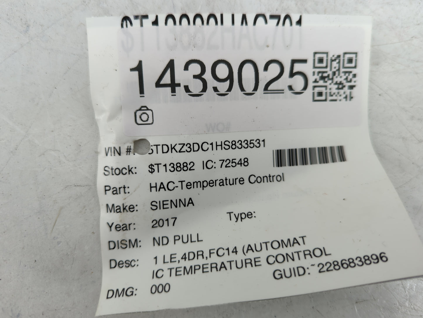 2015-2017 Toyota Sienna Climate Control Module Temperature AC/Heater Replacement Fits Fits 2015 2016 2017 OEM Used Auto Part