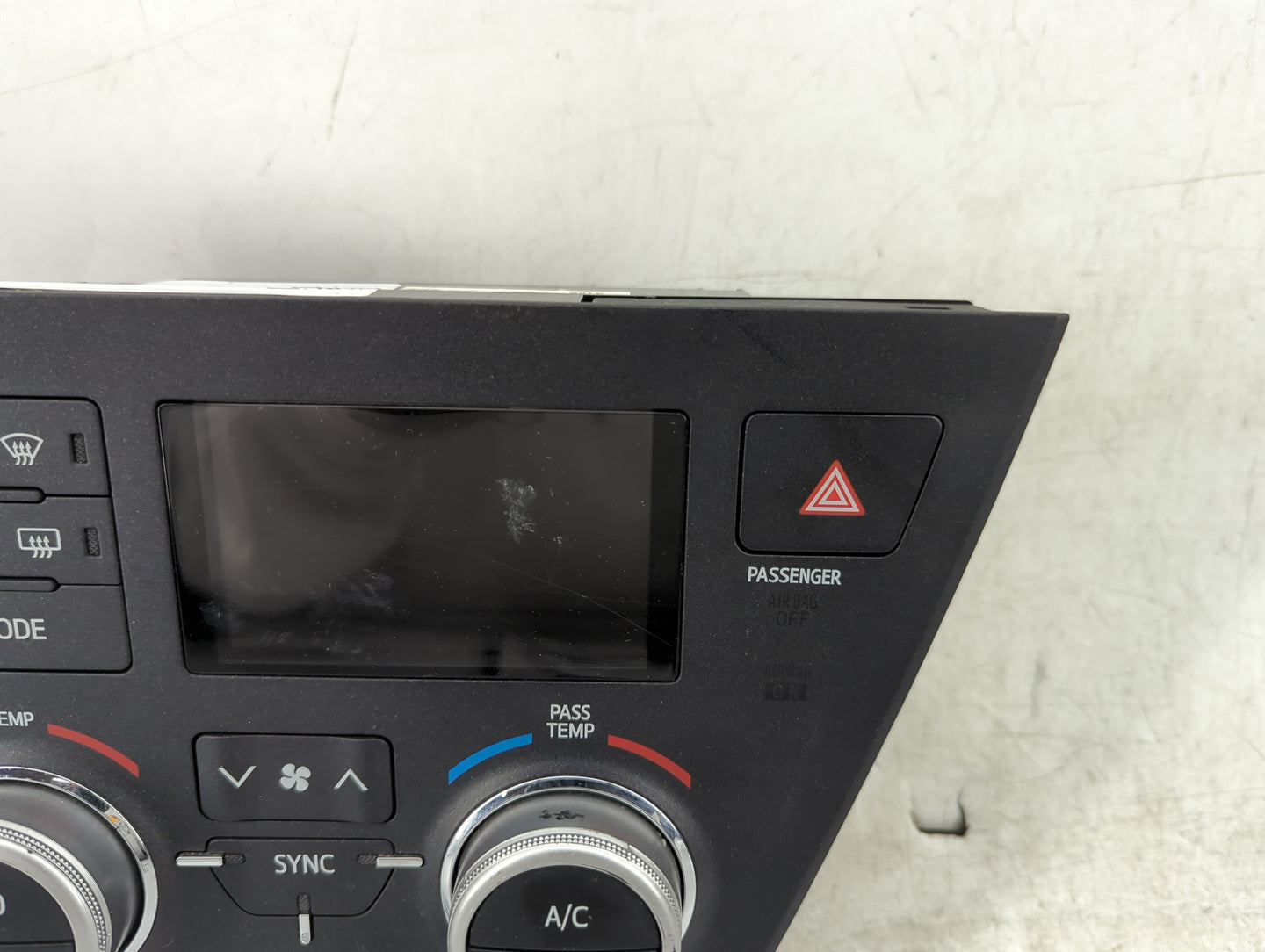 2015-2020 Toyota Sienna Climate Control Module Temperature AC/Heater Replacement P/N:55900-08200 MX237050-0345 Fits OEM Used