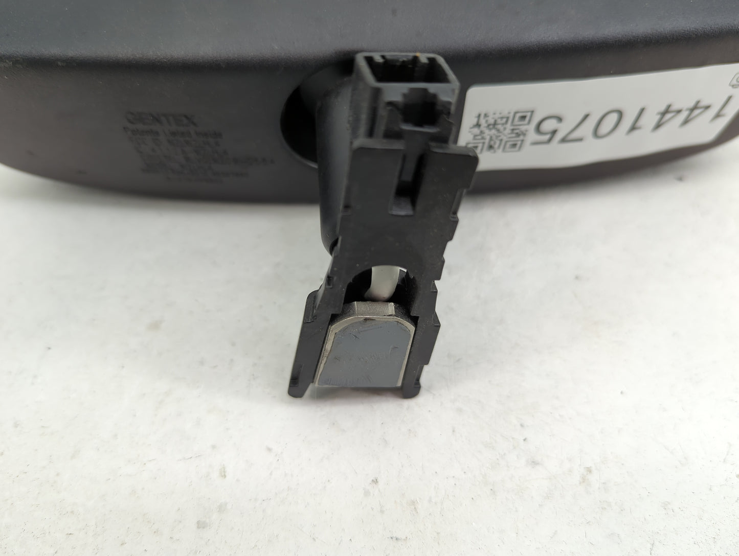 2015-2017 Toyota Sienna Interior Rear View Mirror Replacement OEM P/N:4112A-WZLHL4 Fits Fits 2015 2016 2017 OEM Used Auto Pa