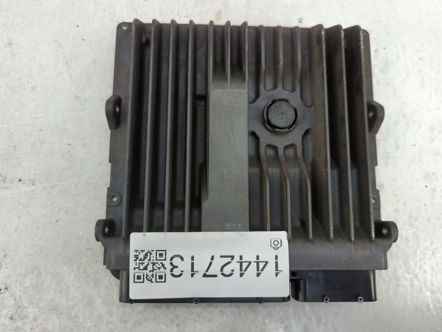 2017 Toyota Sienna PCM Engine Control Computer ECU ECM PCU OEM P/N:89661-08165 TN276200-6310 Fits OEM Used Auto Parts - Oemu